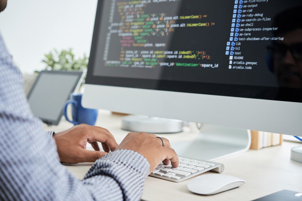 App Development vs. Web Development
